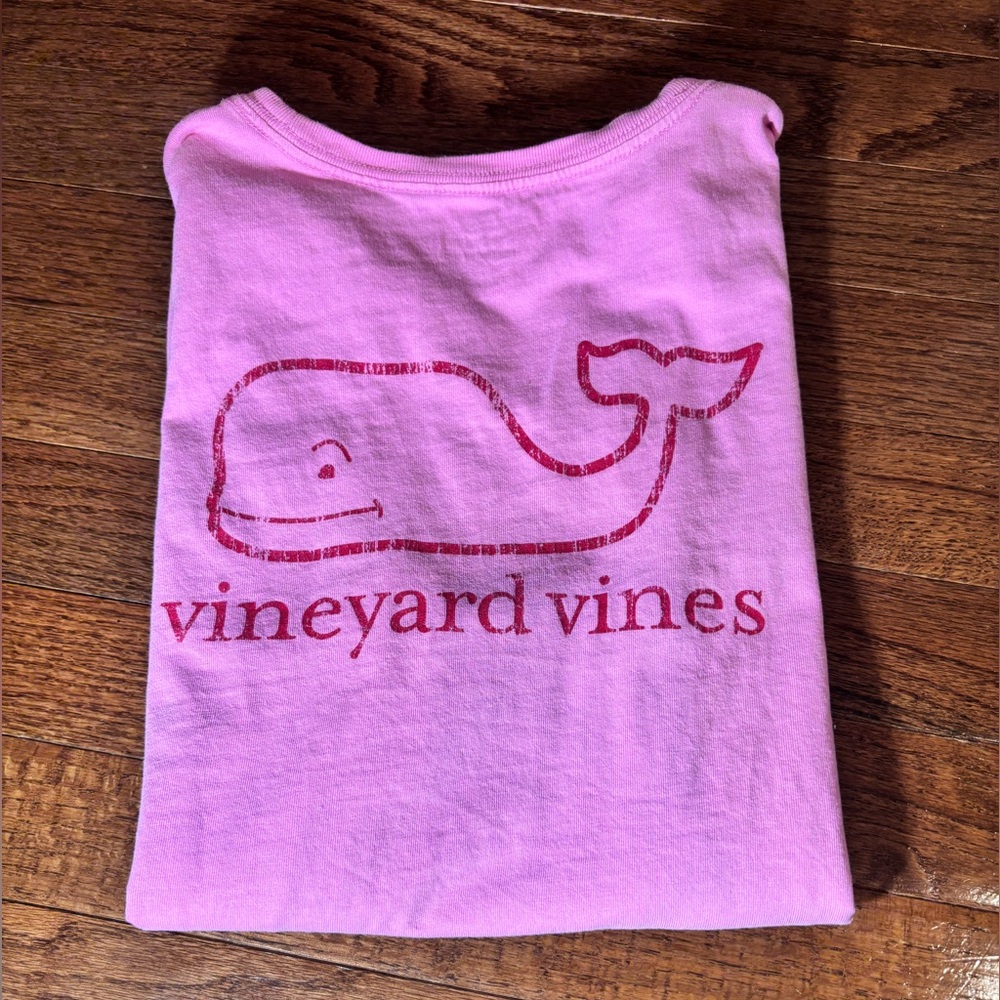 Pink Vineyard Vines T-shirt